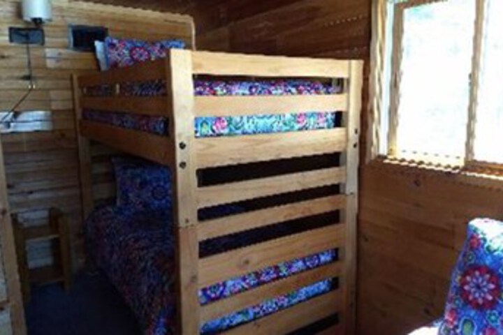 Room 6 of 17