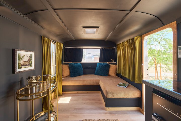 Standard Studio 1 Queen Bed (15 of 57)