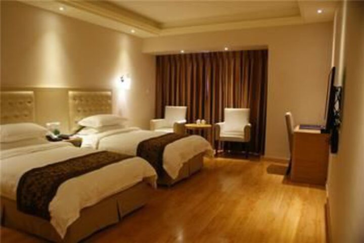 Room 8 of 46
