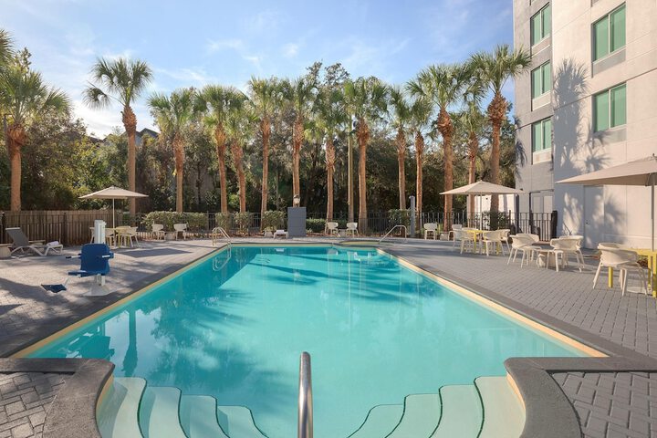 Pool 30 of 48