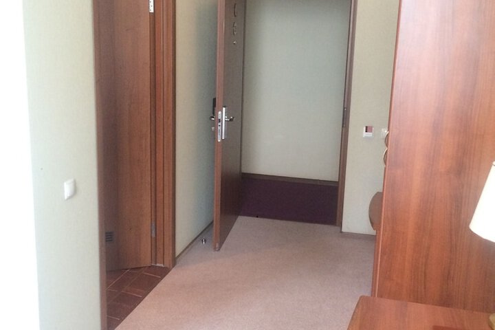 Room 19 of 61