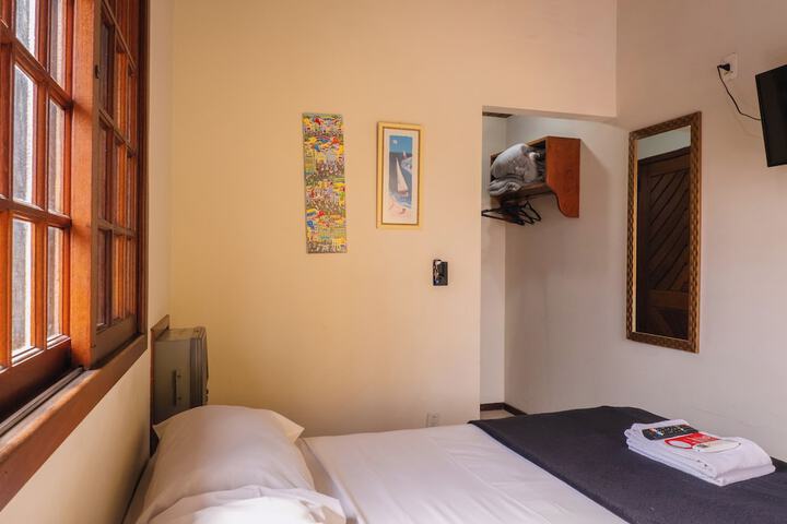 Room 142 of 269
