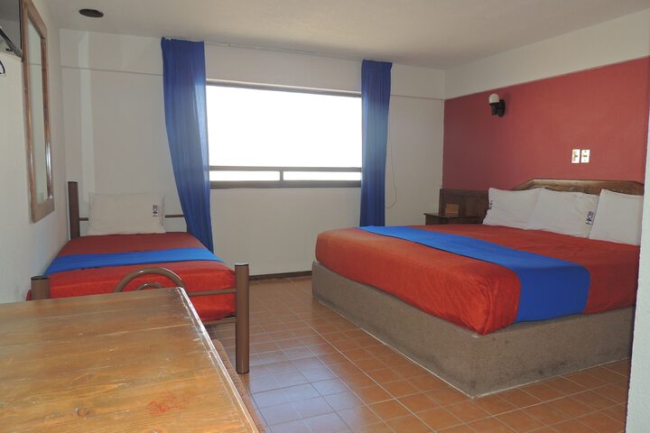 Room 11 of 49