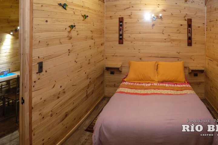Room 9 of 40