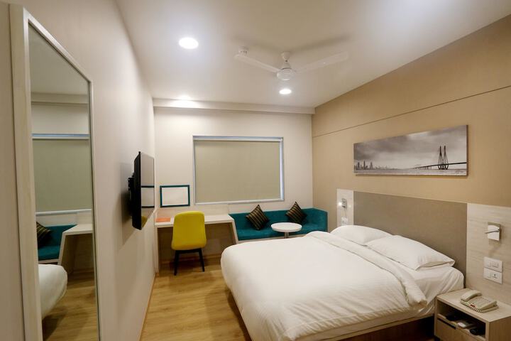 Room 8 of 45