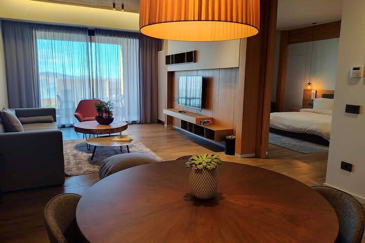 Room 39 of 102