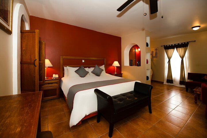 Room 20 of 38