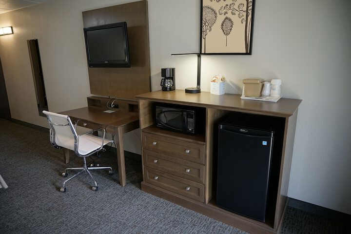 Room 10 of 66