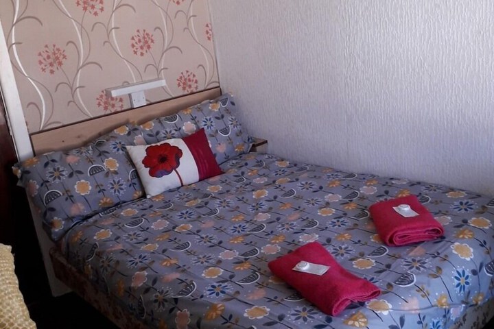 Room 11 of 40