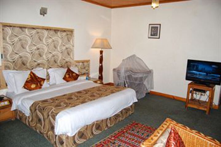 Room 13 of 48