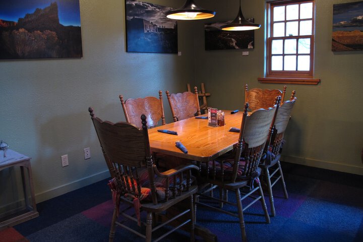Dining 73 of 93