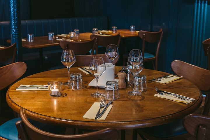 Dining 52 of 75