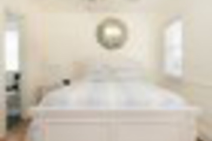 Room 167 of 384