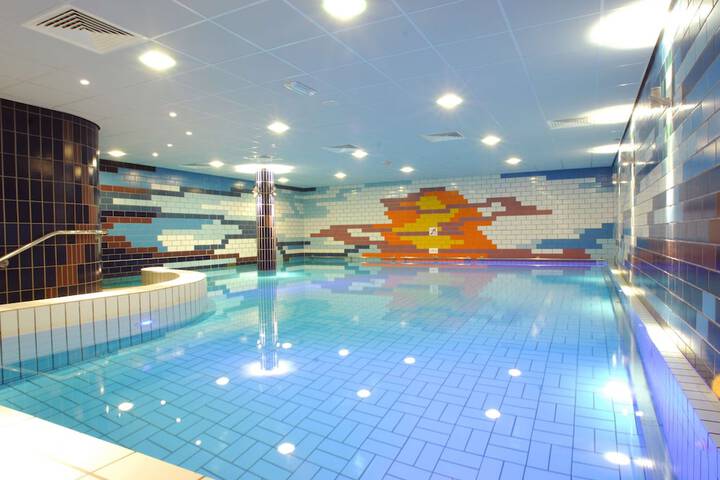 Pool 100 of 144