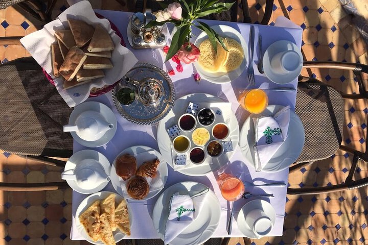 Breakfast/Coffee Service 24 of 27