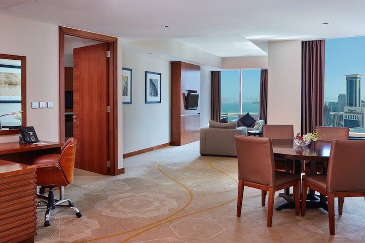 Room 25 of 180