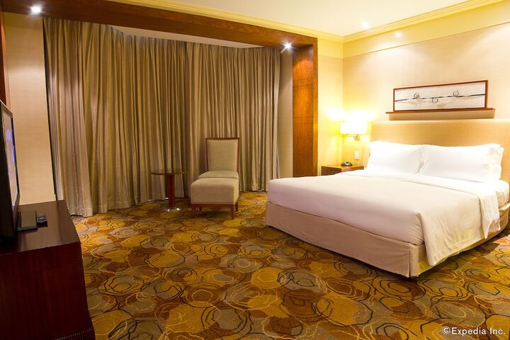 Room 3 of 49