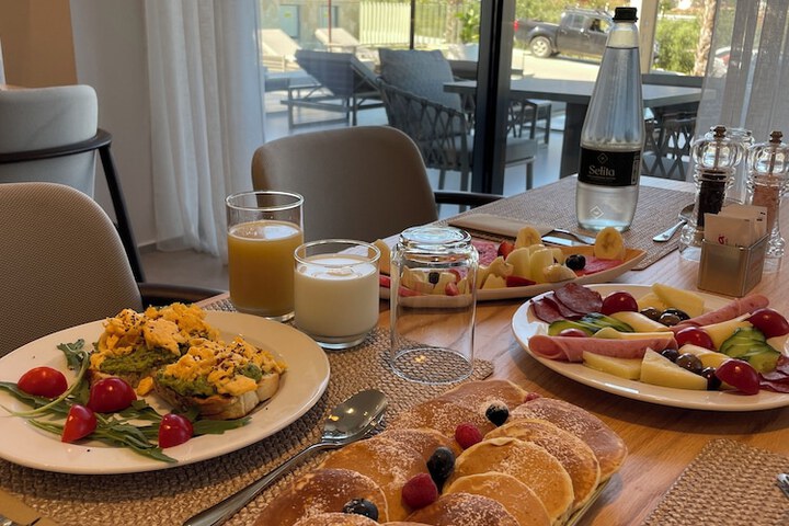 Breakfast/Coffee Service 57 of 66