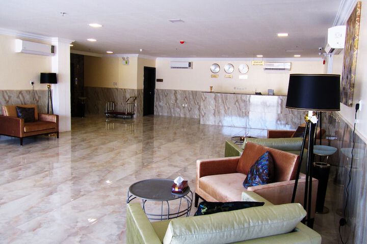 Guest Lobby