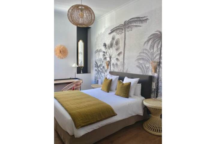 Room 15 of 49