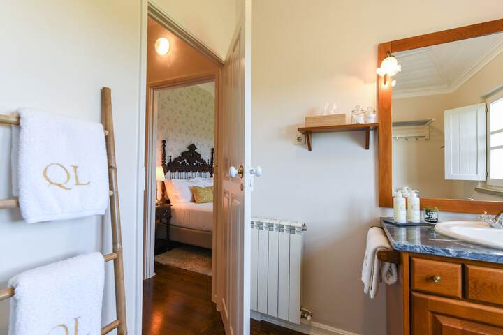 Room 12 of 23