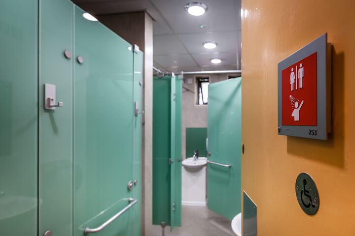 Room 55 of 83