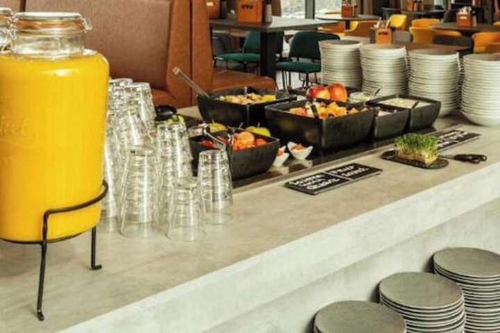Breakfast/Coffee Service 44 of 60