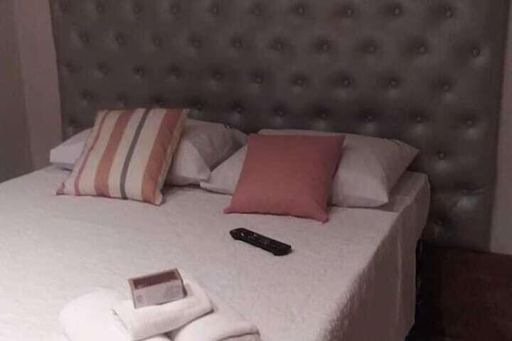 Room 10 of 29