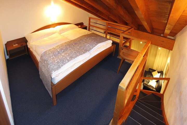 Room 14 of 69