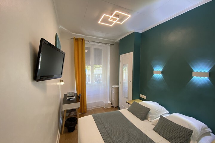 Room 20 of 76