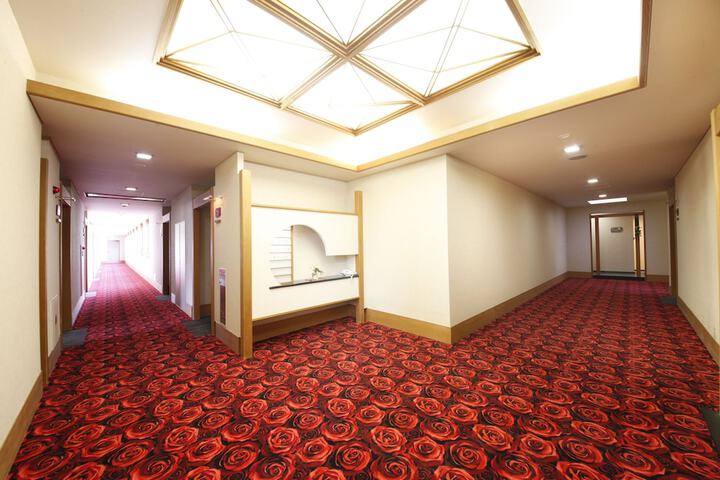 Ballroom/Hall 23 of 35