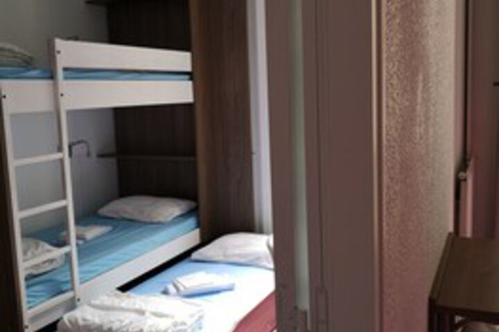 Room 43 of 135