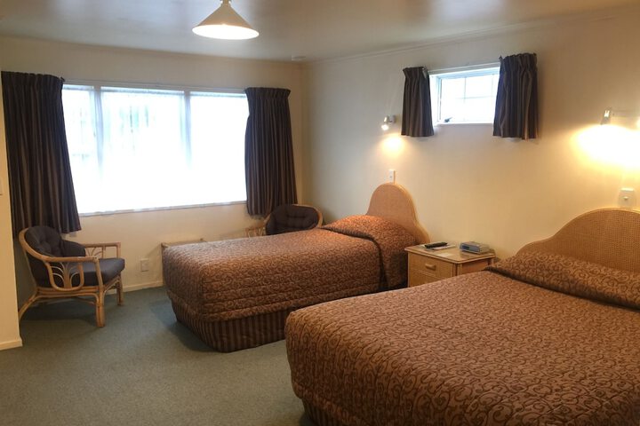 Room 2 of 47