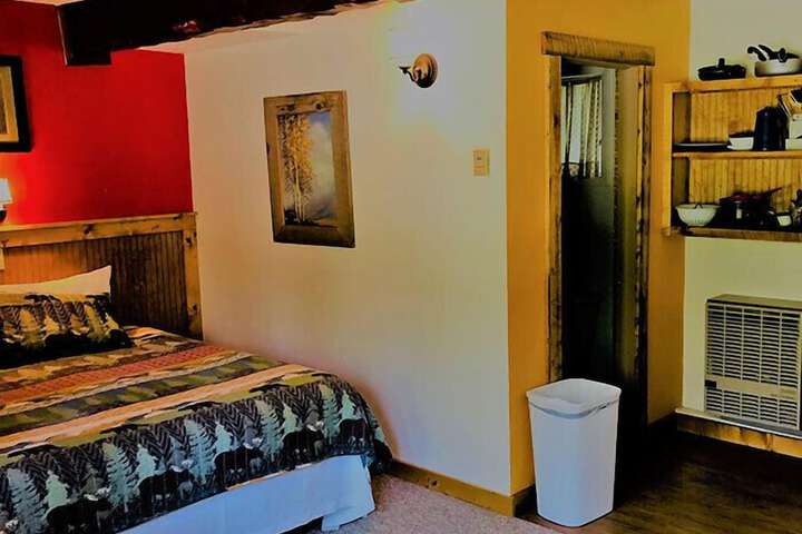 Room 5 of 15