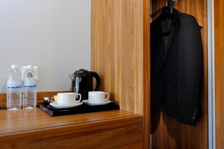 Room 19 of 48