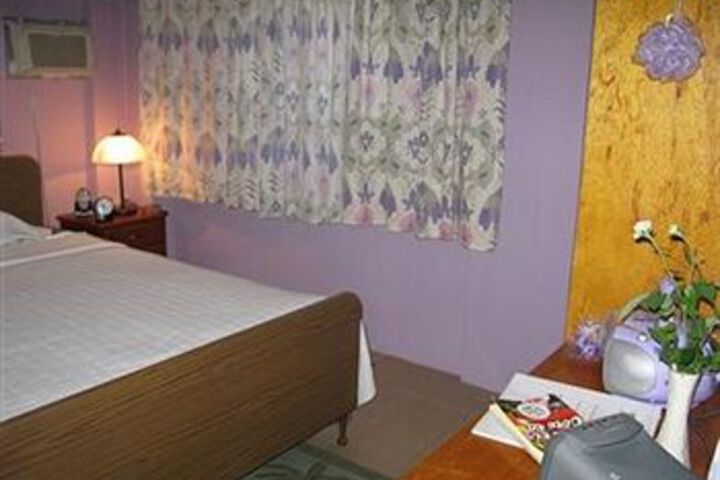 Room 5 of 19