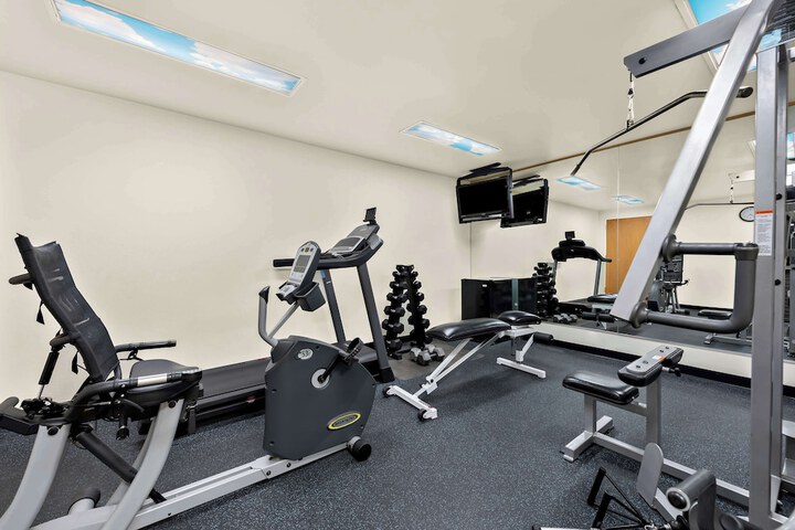 Hotel Gym Photos