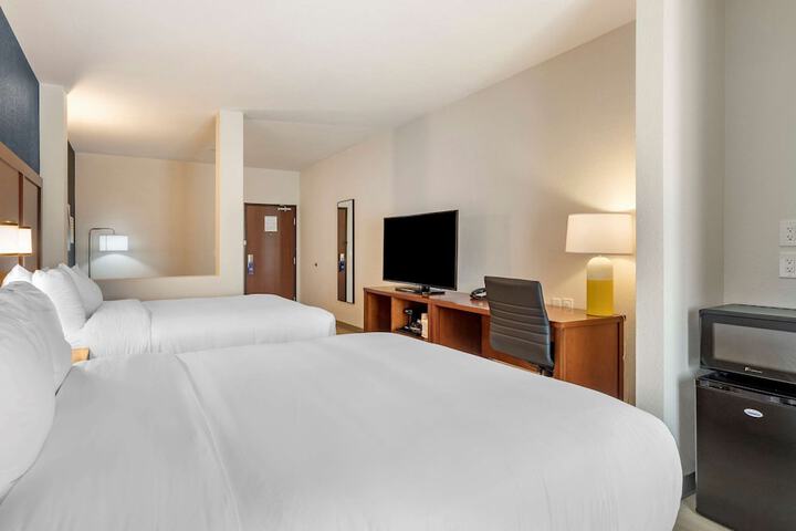 Room 22 of 31