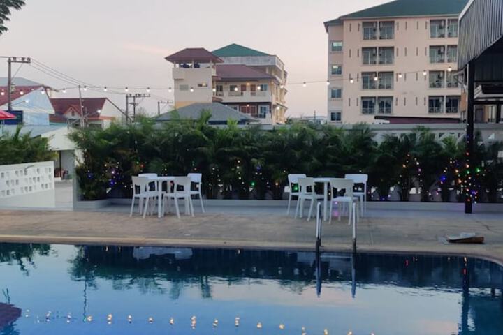 Pool 5 of 20
