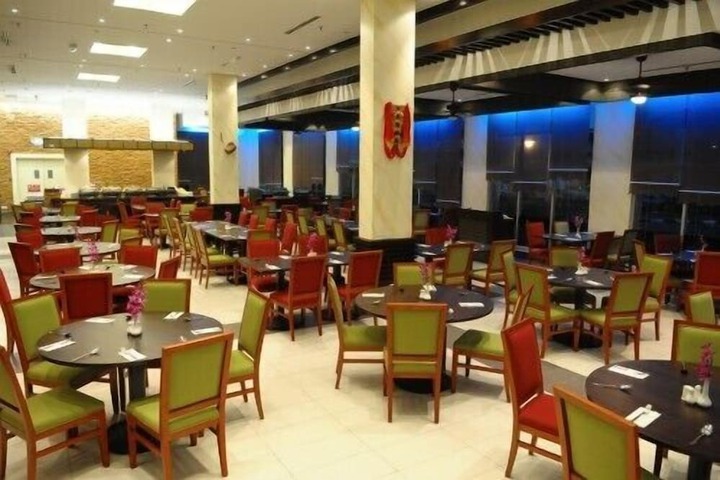 Dining Photos