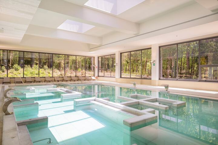 Pool 11 of 30