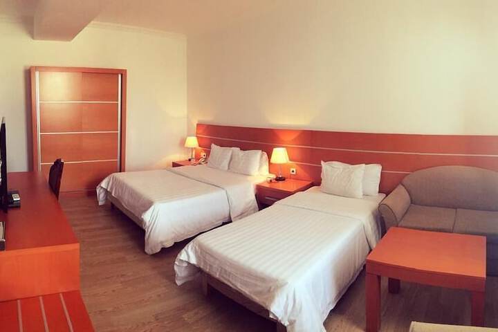 Room 7 of 31