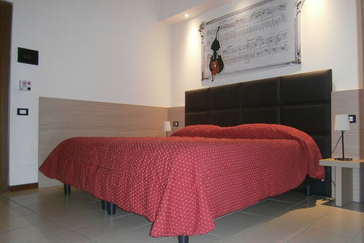 Room 10 of 54