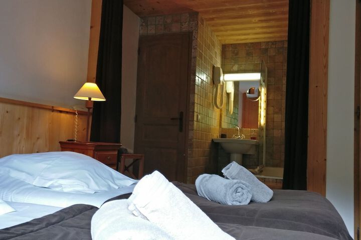 Room 7 of 53