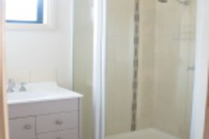 Room 169 of 228