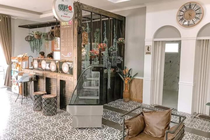 General 13 of 23