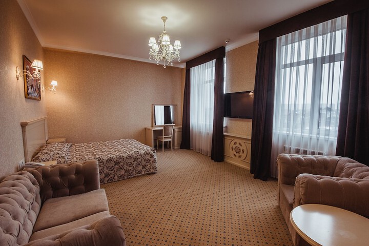 Room 17 of 43