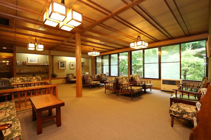 Hotel Lobby