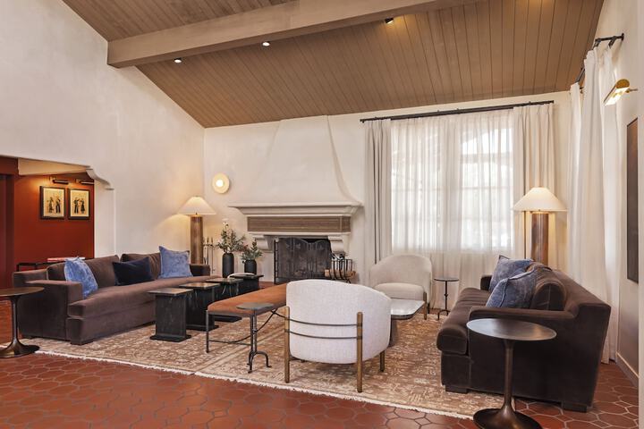 Lobby Photos