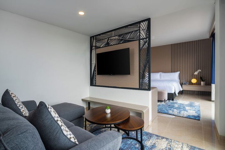 Room 19 of 43